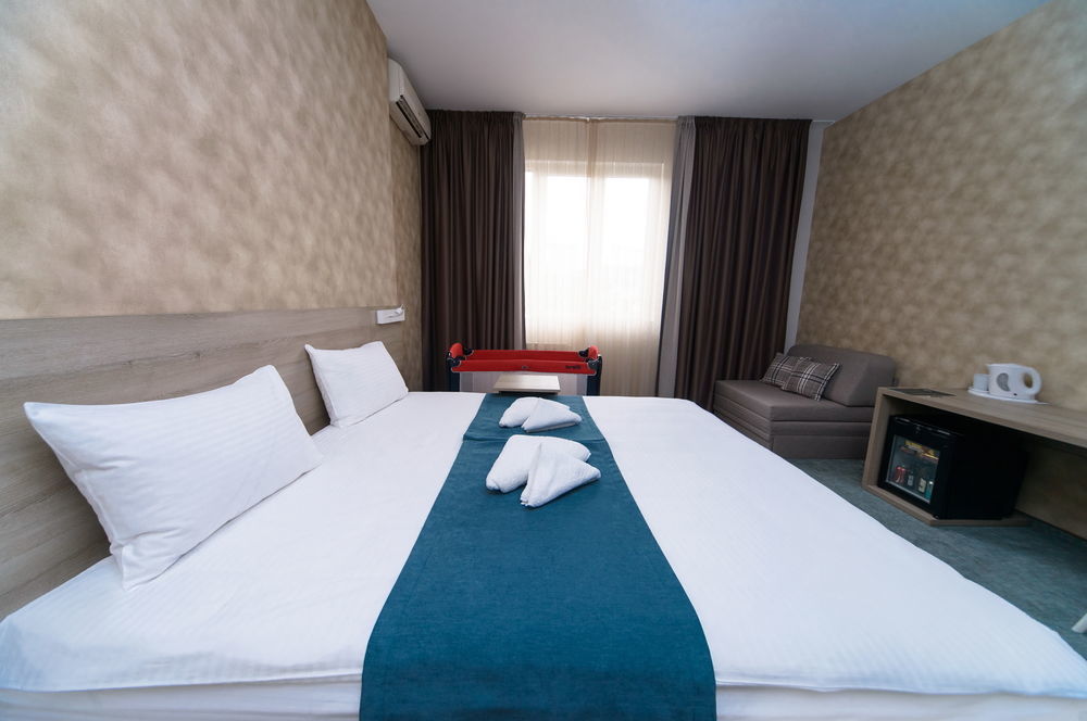 Garni Hotel Mint เบลเกรด ภายนอก รูปภาพ